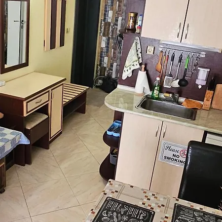 курортно студио Apartman *